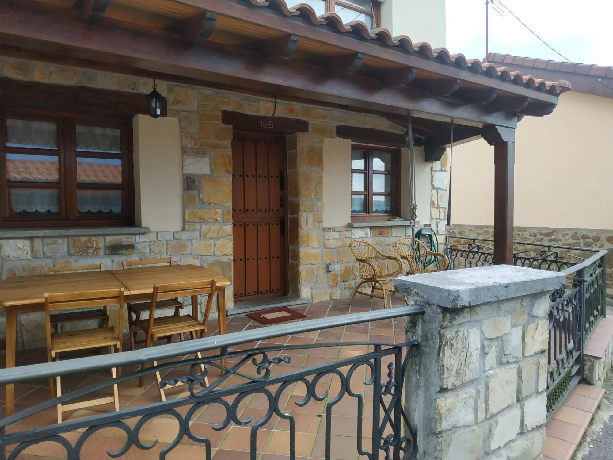 Casa Riola Villa San Martin del Rey Aurelio Exteriör bild